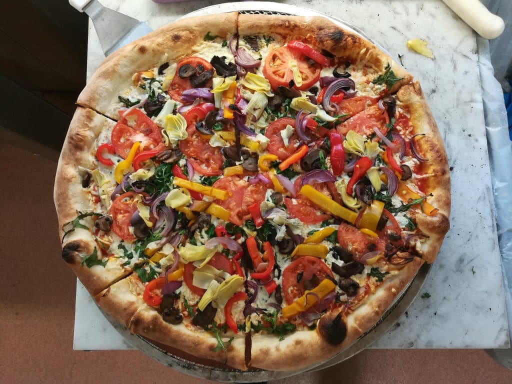 How To Create Pizzeria-Quality Vegan Pizza in Your Own Kitchen