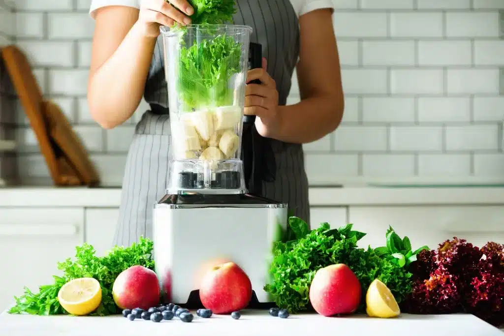 Juicing Vs. Blending: Which Is Better For Health?