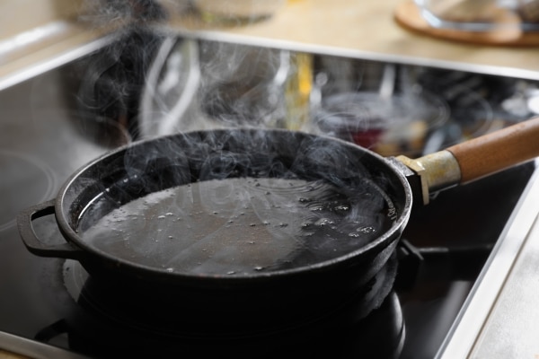 Cooking Habits That Are Making Your Food Toxic