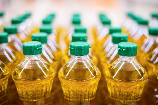 Cooking Habits That Are Making Your Food Toxic